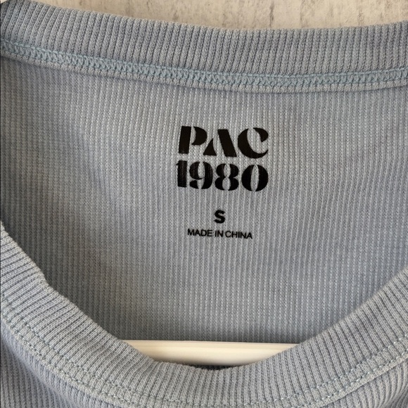 Blue and Gray Crop Tops - Picture 3 of 11